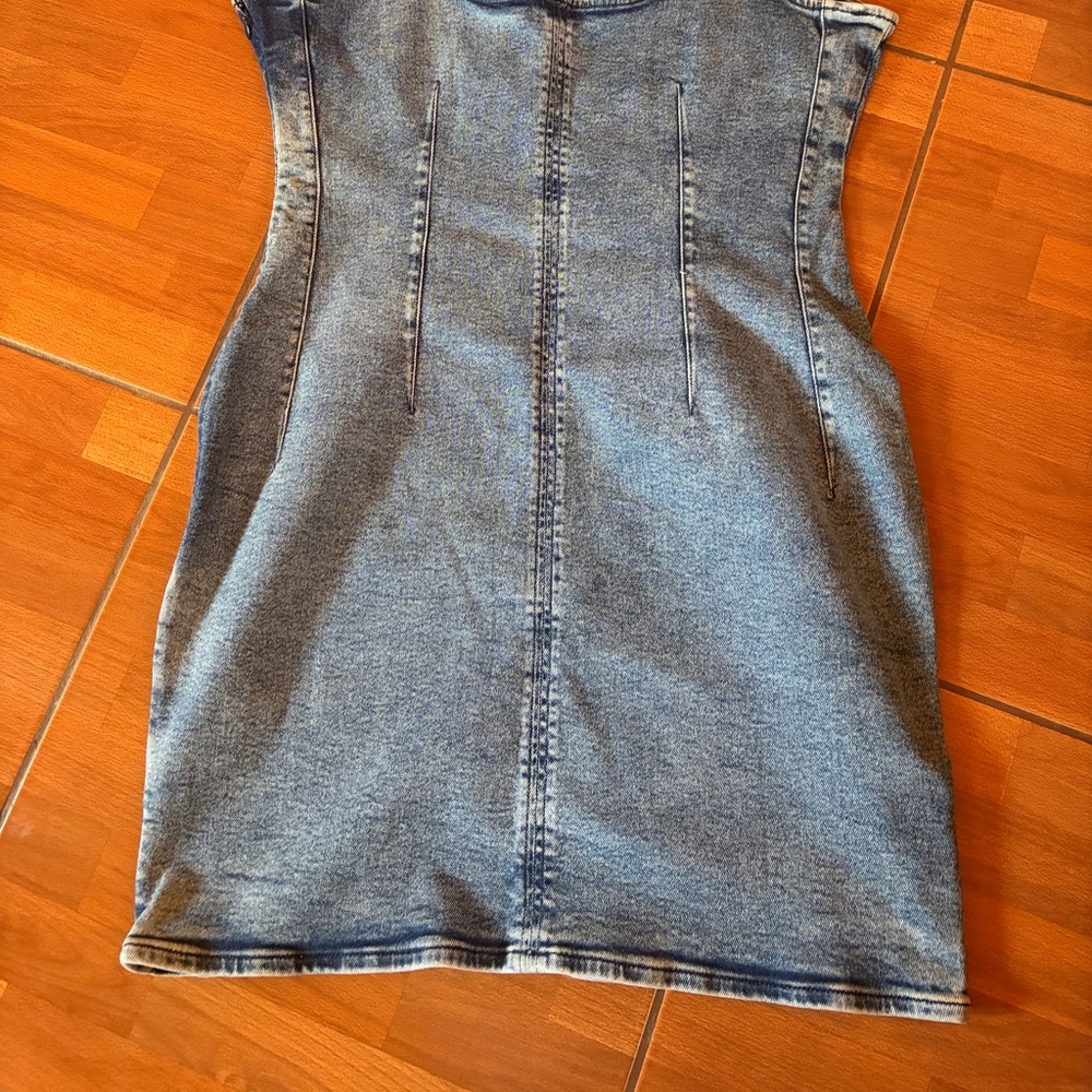 Good American  Denim Dress - Picture 5 of 5